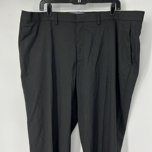 J.M Haggar NWT men’s straight fit Joe II pants 42X30 - Picture 2 of 10